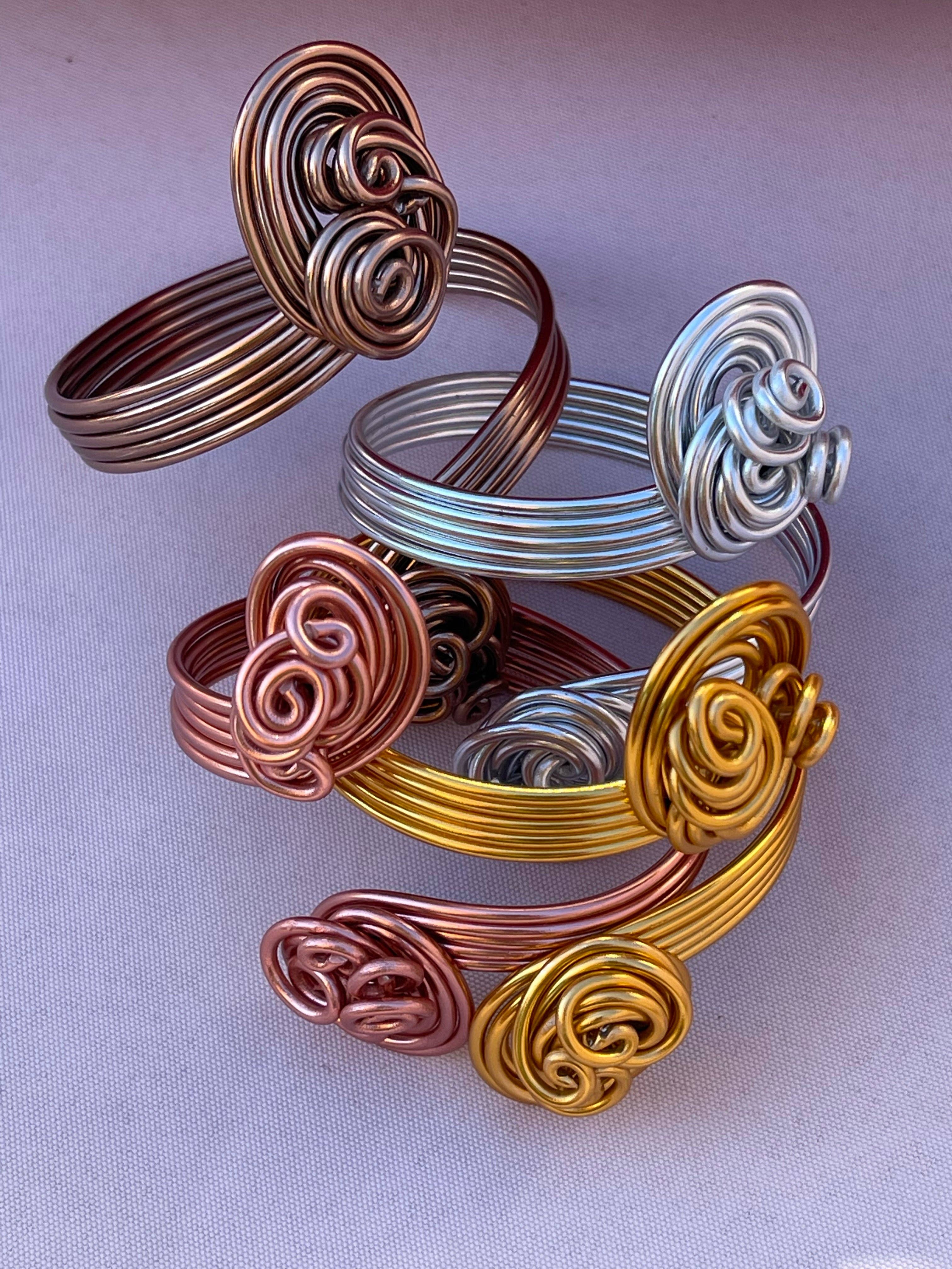 Jewelry With Me – Pulseira de punho por atacado – Pulseira de punho de fio de alumínio cor cobre1