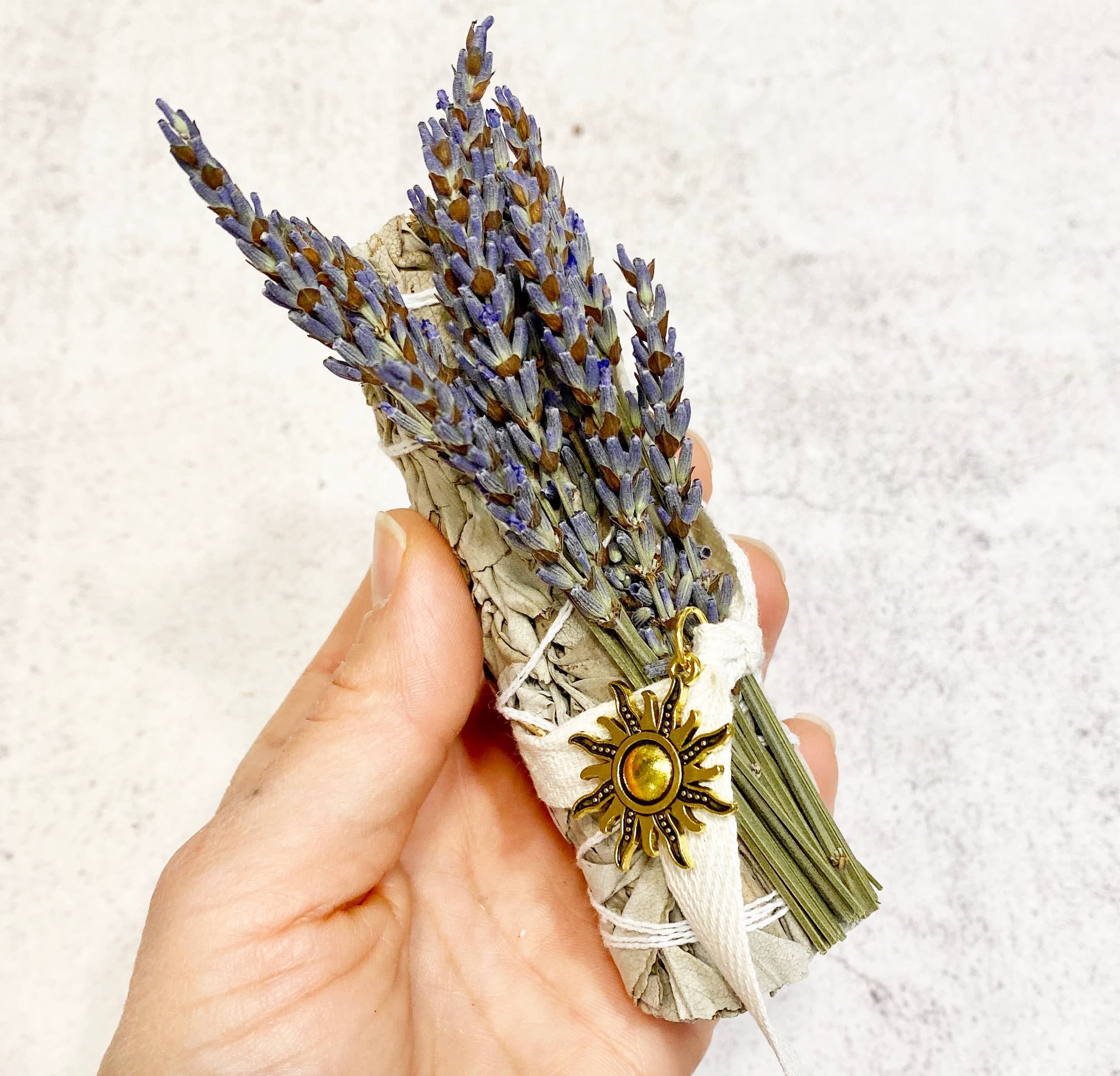 Oakwind Hollow - Wholesale Sage Bundle - Lavender Sage Smudge Bundle