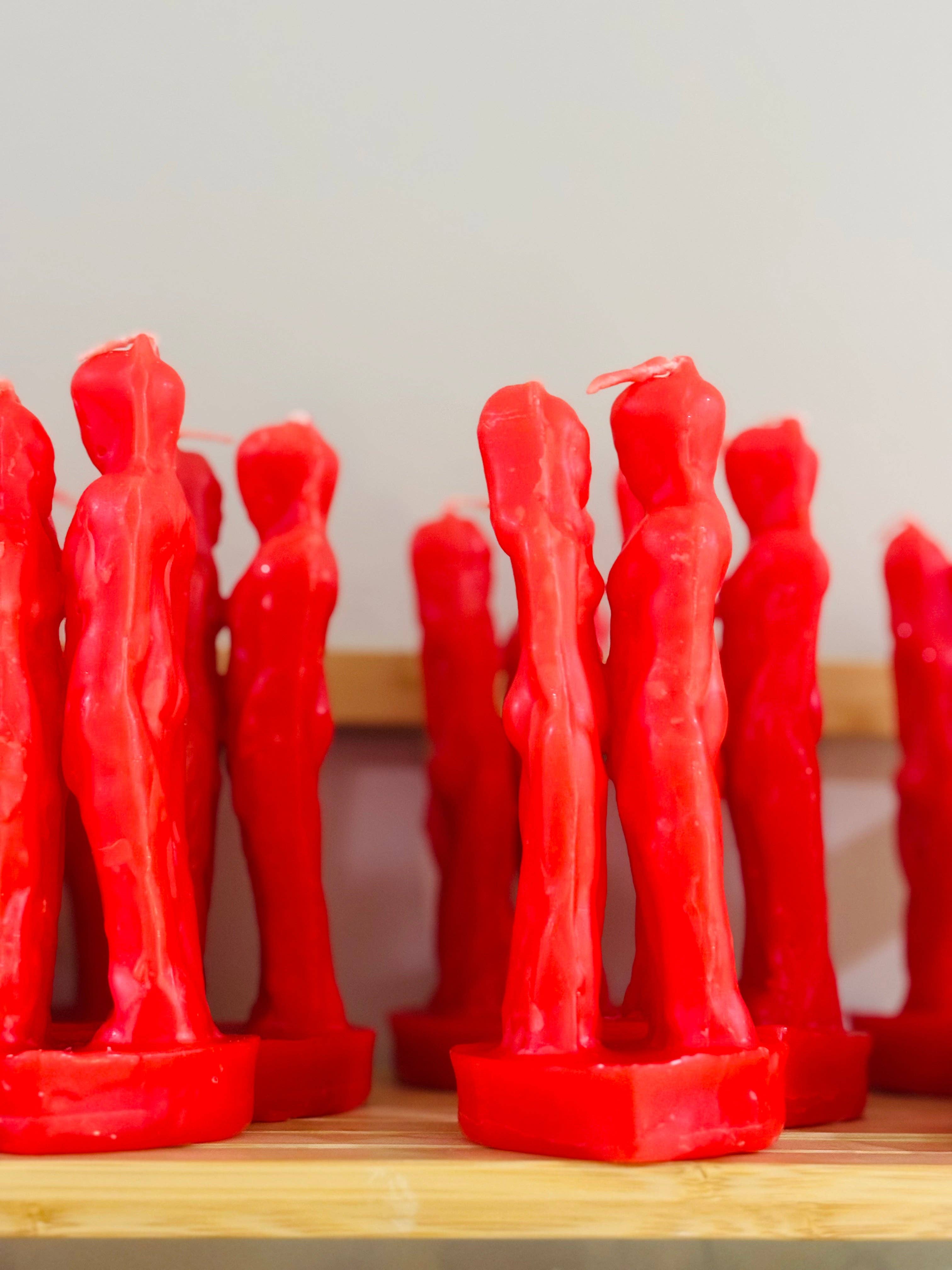 Essential Diamonds Co - Wholesale Novelty Candle - Face to Face Lovers Candles1