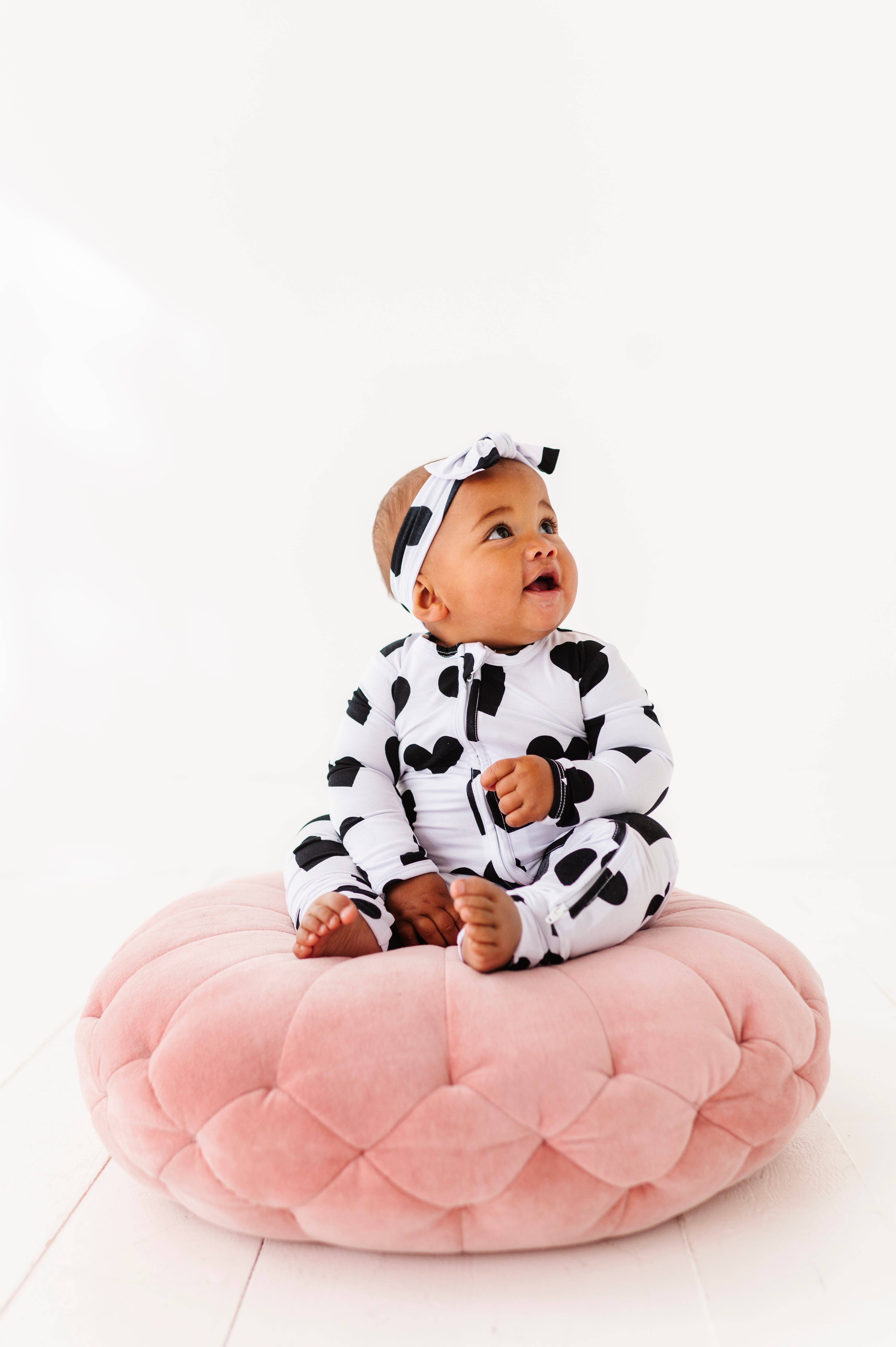 Little Pajama Co. - Wholesale Lounger - Baby - Black Heart Onesie2