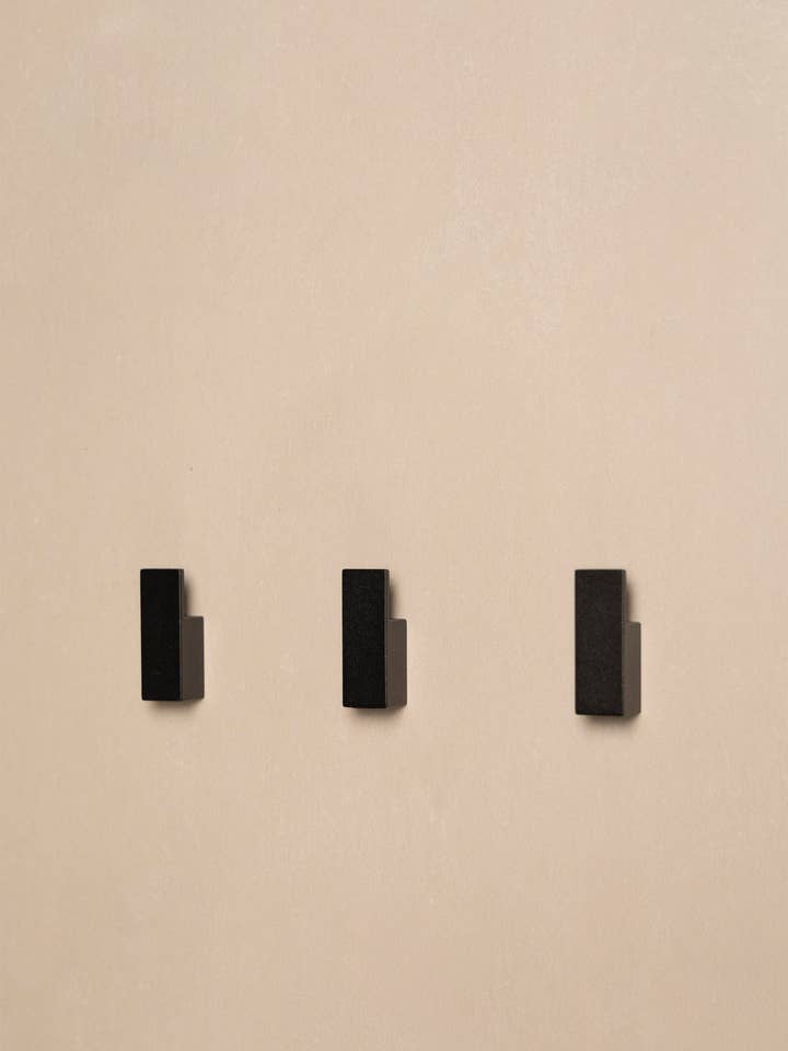 Väggkrokset (3 delar) för wholesale av nordesign