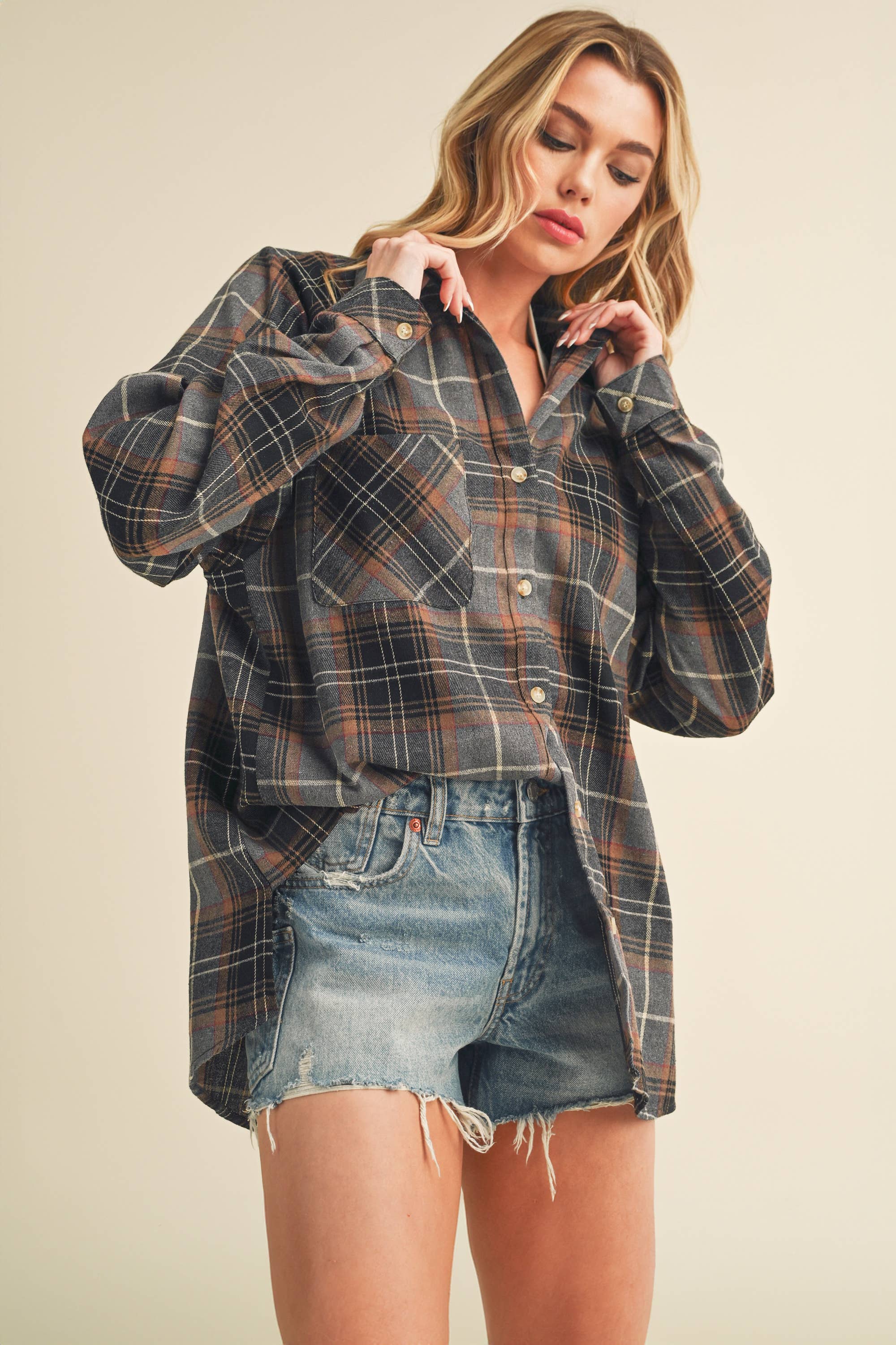 AEMI + CO - Wholesale Button Down Shirt - Women's - 8324DN Katie Flannel Shirt 65