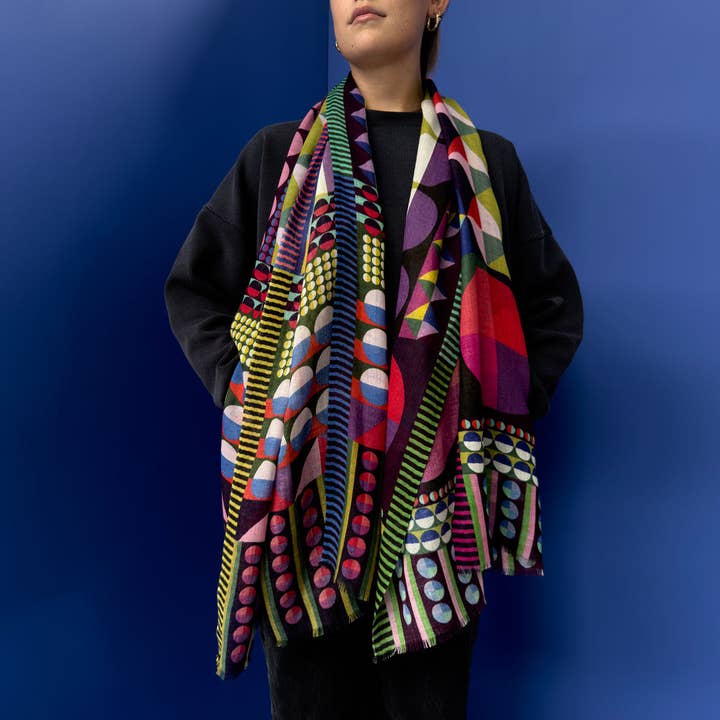 Score | Écharpe légère en laine fine pour la vente par Margo Selby
