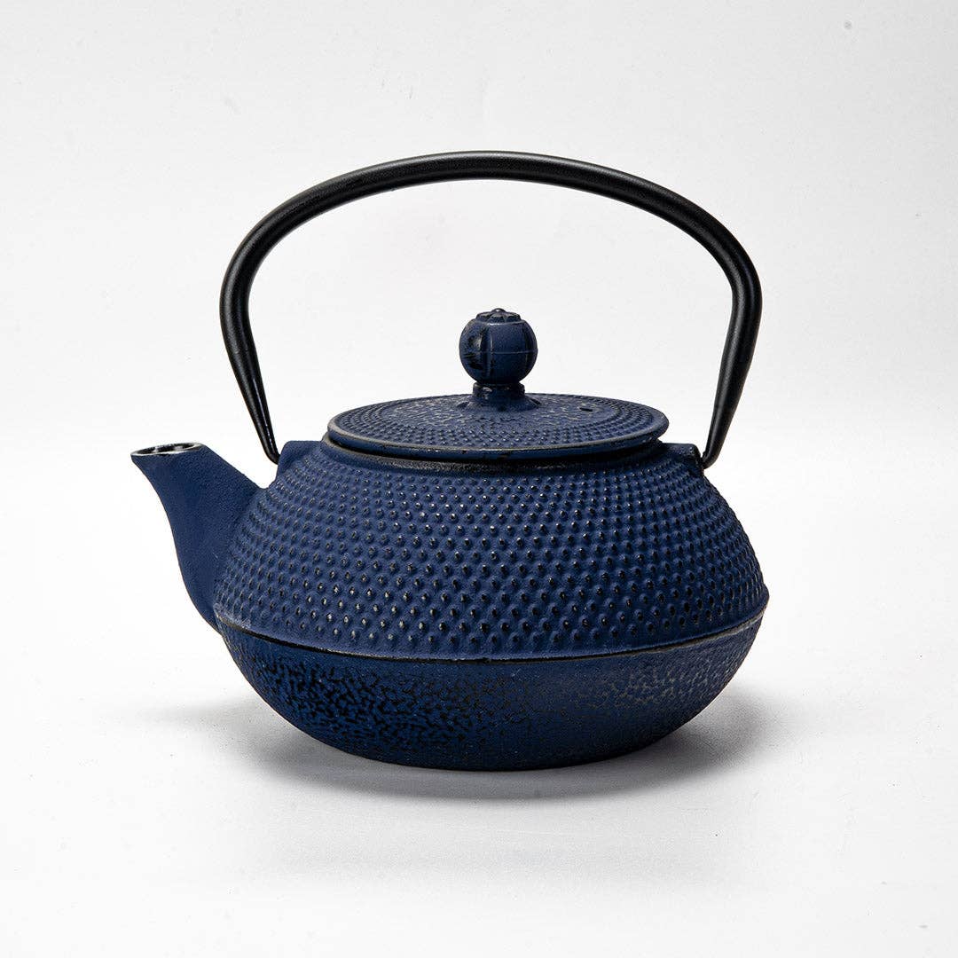 Urban Tokyo - Wholesale Tea Pot - Navy Blue Hobnail Design 27oz Cast Iron Tea Pot (1/8)3