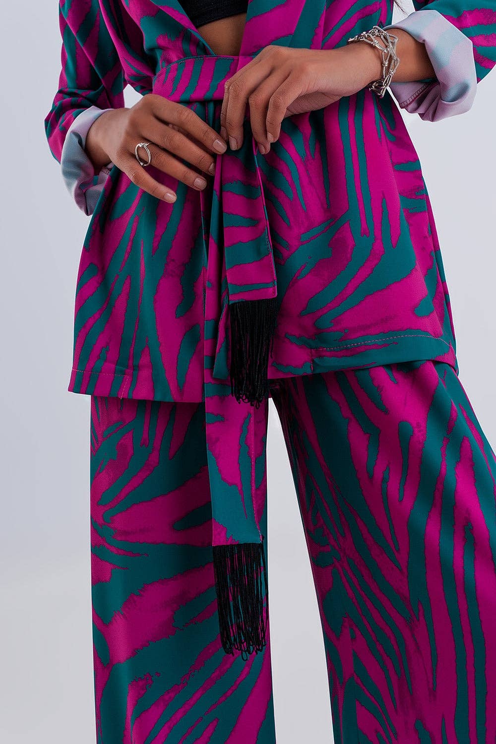 grün Blazer mit Gürtel und grünem Animal-Print für den Großhandel auf Faire5