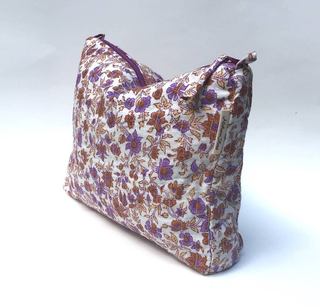Mehera Shaw – wholesale Make-up/cosmetic bag – Cosmetics Bag - Compact - Quilted Hand Block Print Cotton18