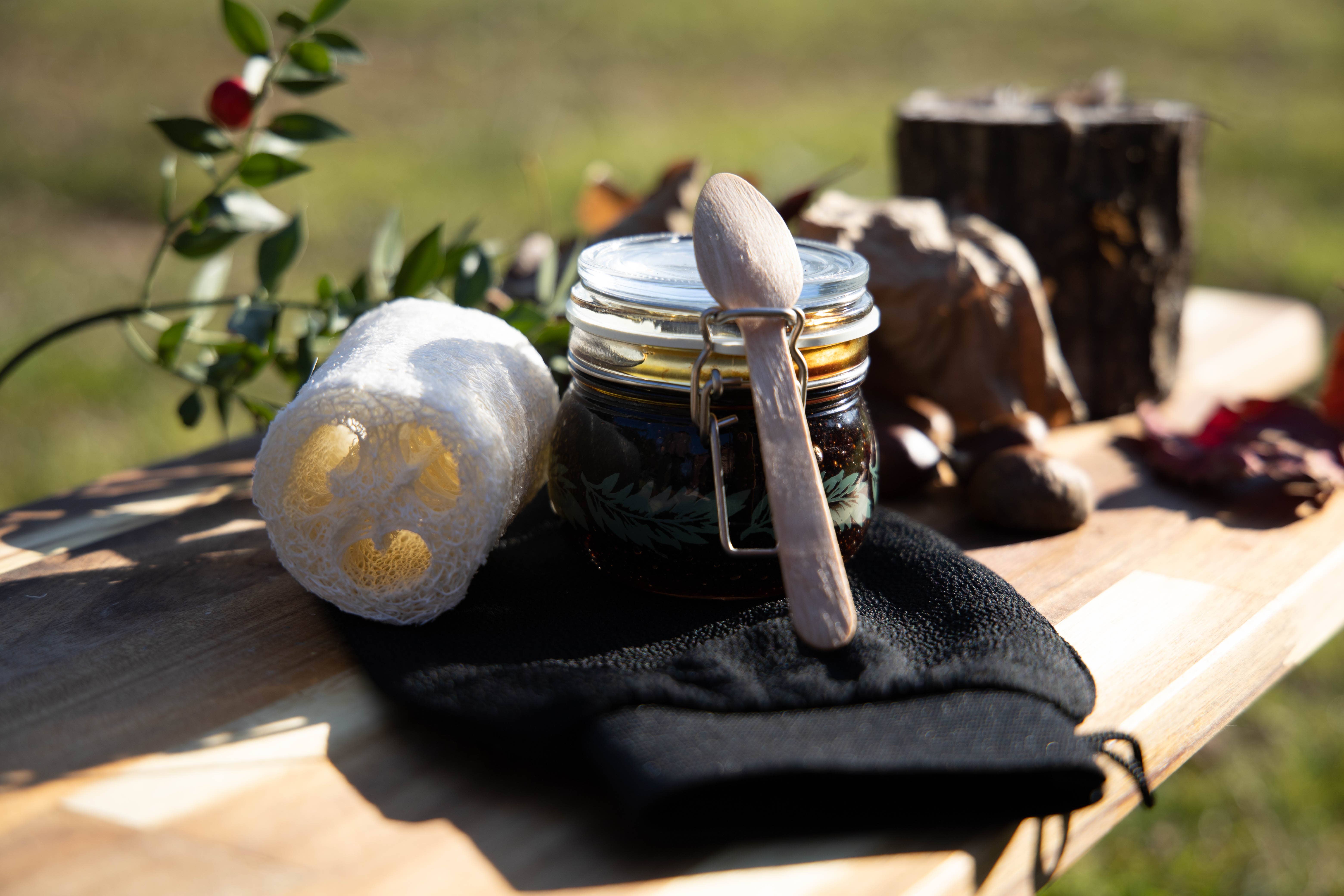 OLB "Oups La Bullette!" - Wholesale Bar Soap - Lavender black soap1