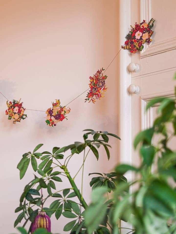 BOUQUET COUSU GUIRLANDE pour la vente par East End Press