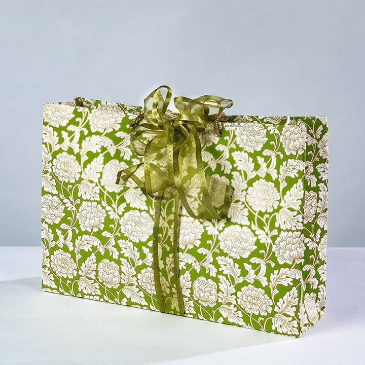 Green Floral Shopper Gift Bag for wholesale by Globe Enterprise