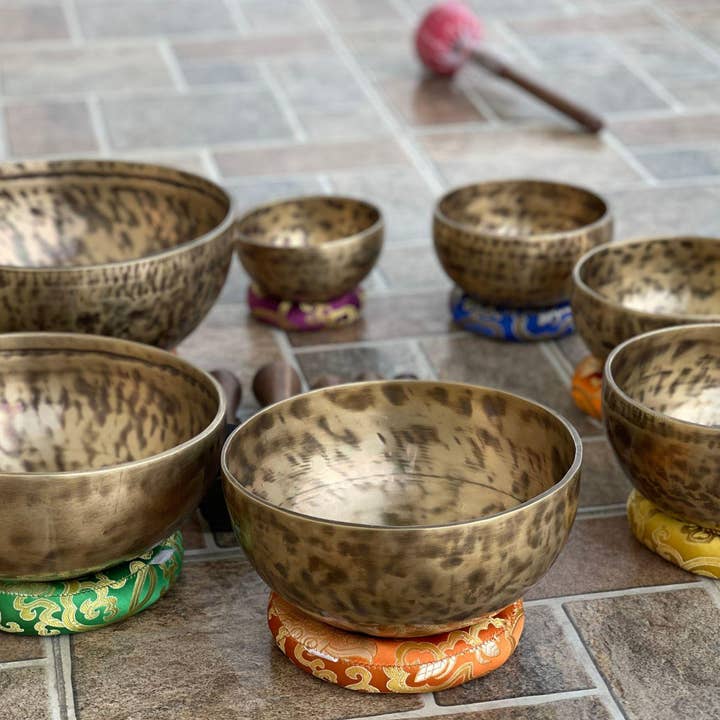 Tiger Eye Tibetan Singing Bowl Set: 7 Chakra Tuned, Handcrafted in Nepal for wholesale by NadaYoga