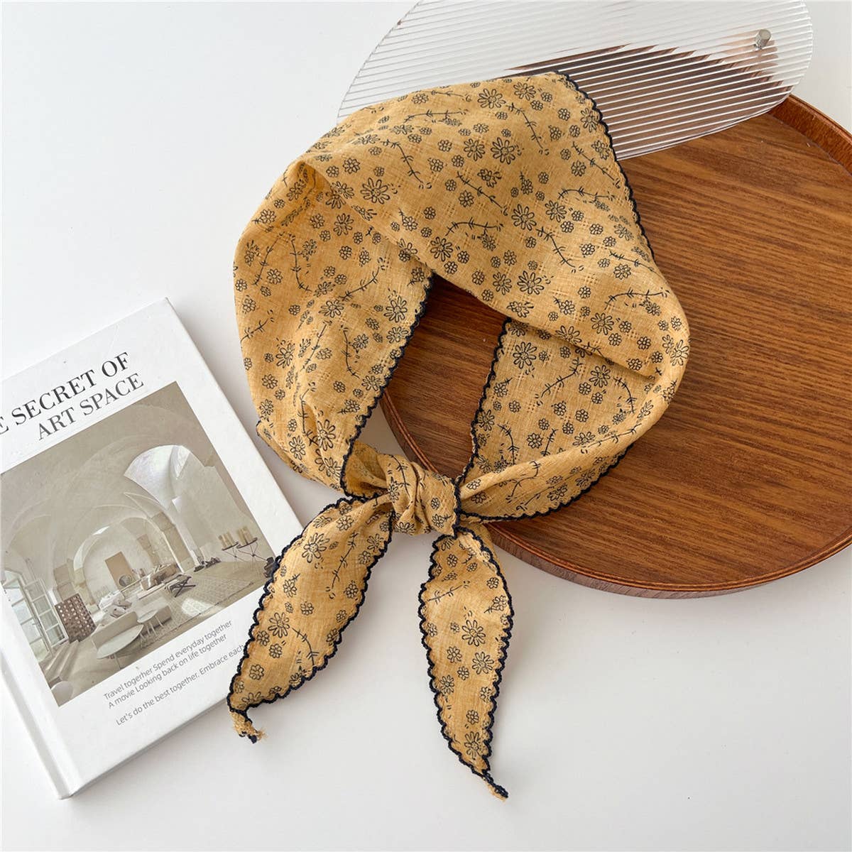 ACCITY - Wholesale Scarf - Women's - Lace Trim Cotton Linen Floral Triangle Scarf_CWASC085011