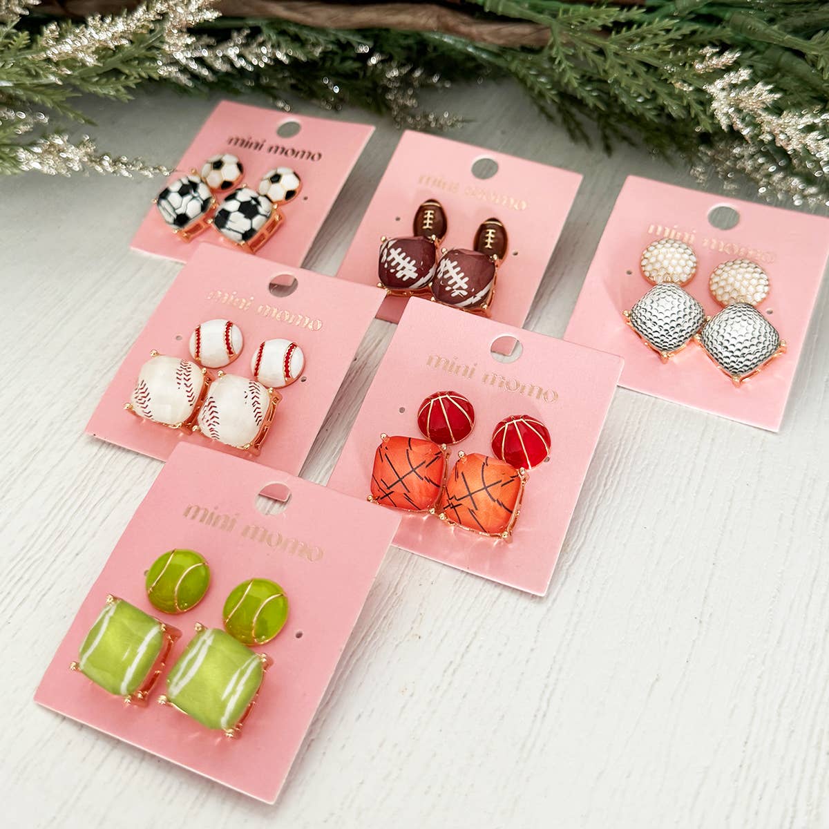 Loven x Mini Momo - Vendita all'ingrosso Orecchini a bottone - Set di orecchini sportivi quadrati con cuscino per il giorno della partita - Baseball3