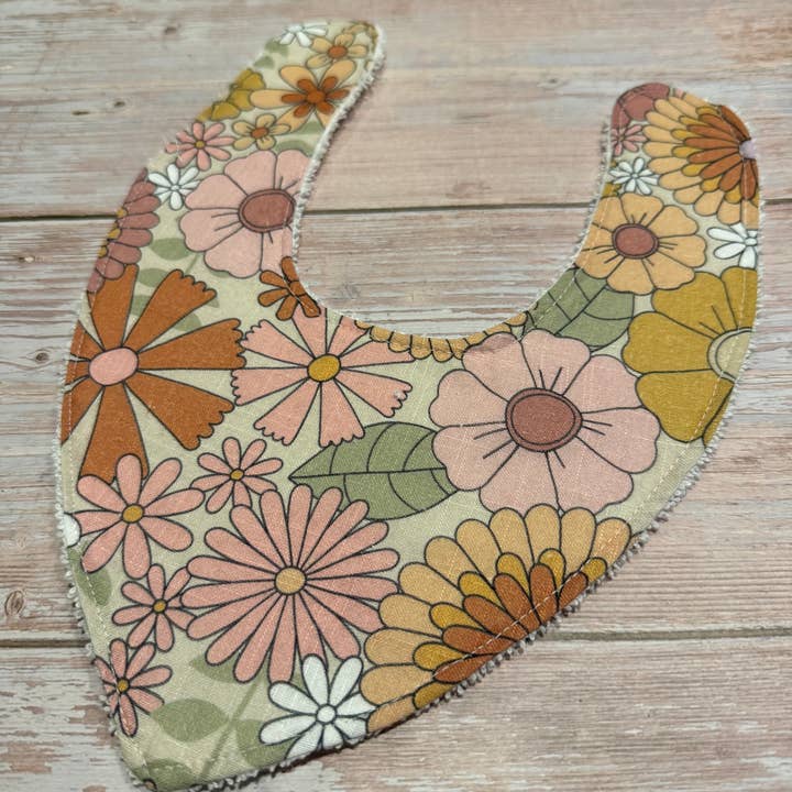 Finished with a Kiss - Wholesale Bib – Baby - Baby Bib - Dribble Bib - Lori0