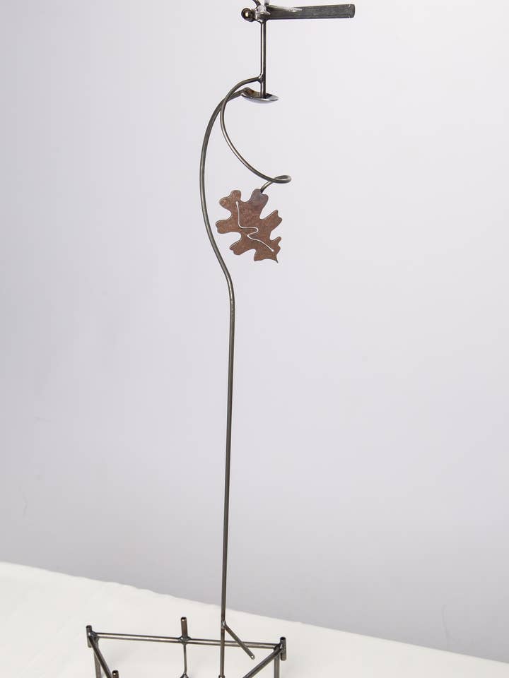 Libellula singola, foglia di quercia, paletto da giardino per la vendita all'ingrosso da parte di Pauls Metal Petals