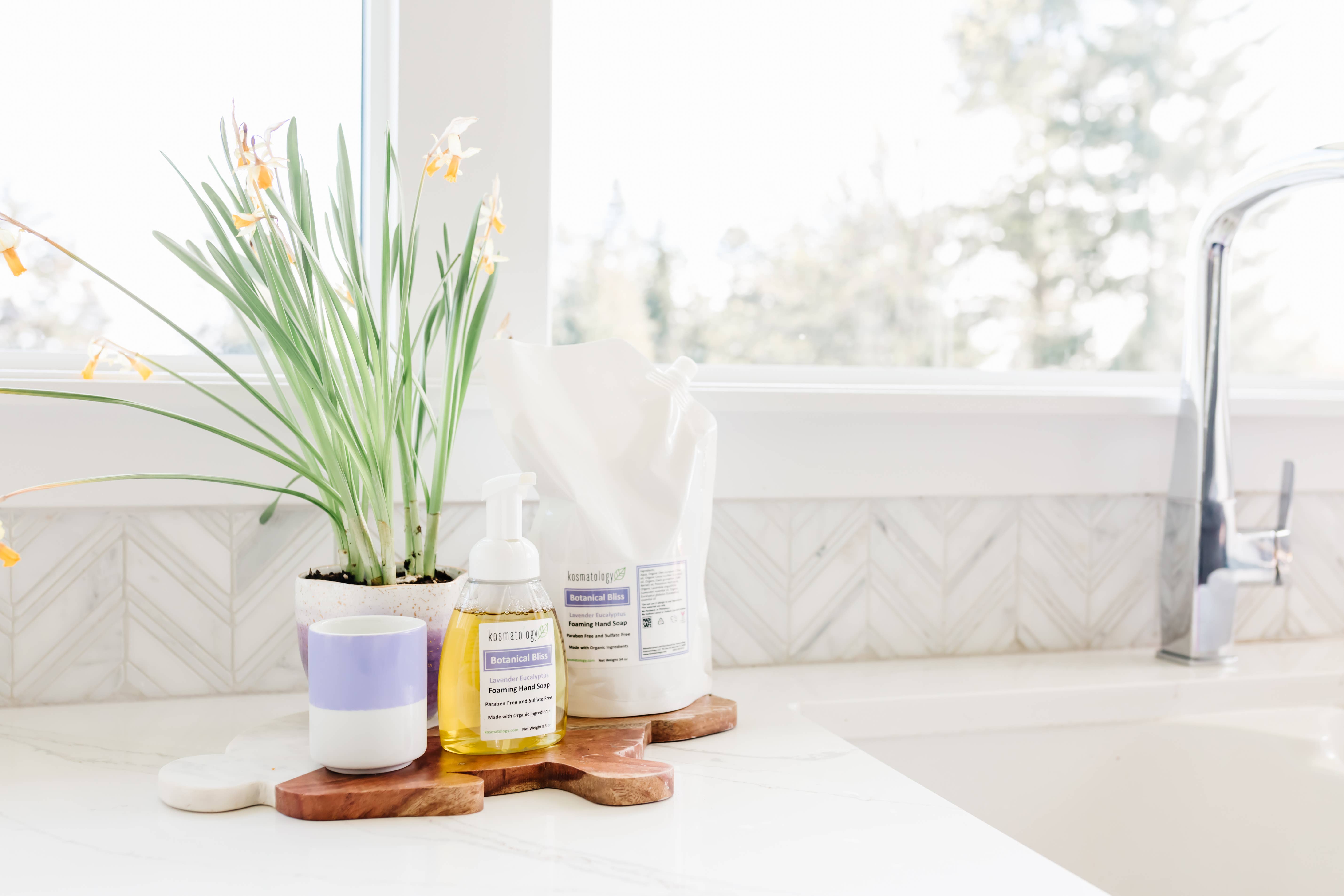 Kosmatology - Wholesale Hand Soap/Wash - Lavender + Eucalyptus Foaming Hand Soap Refill Organic 34 oz1