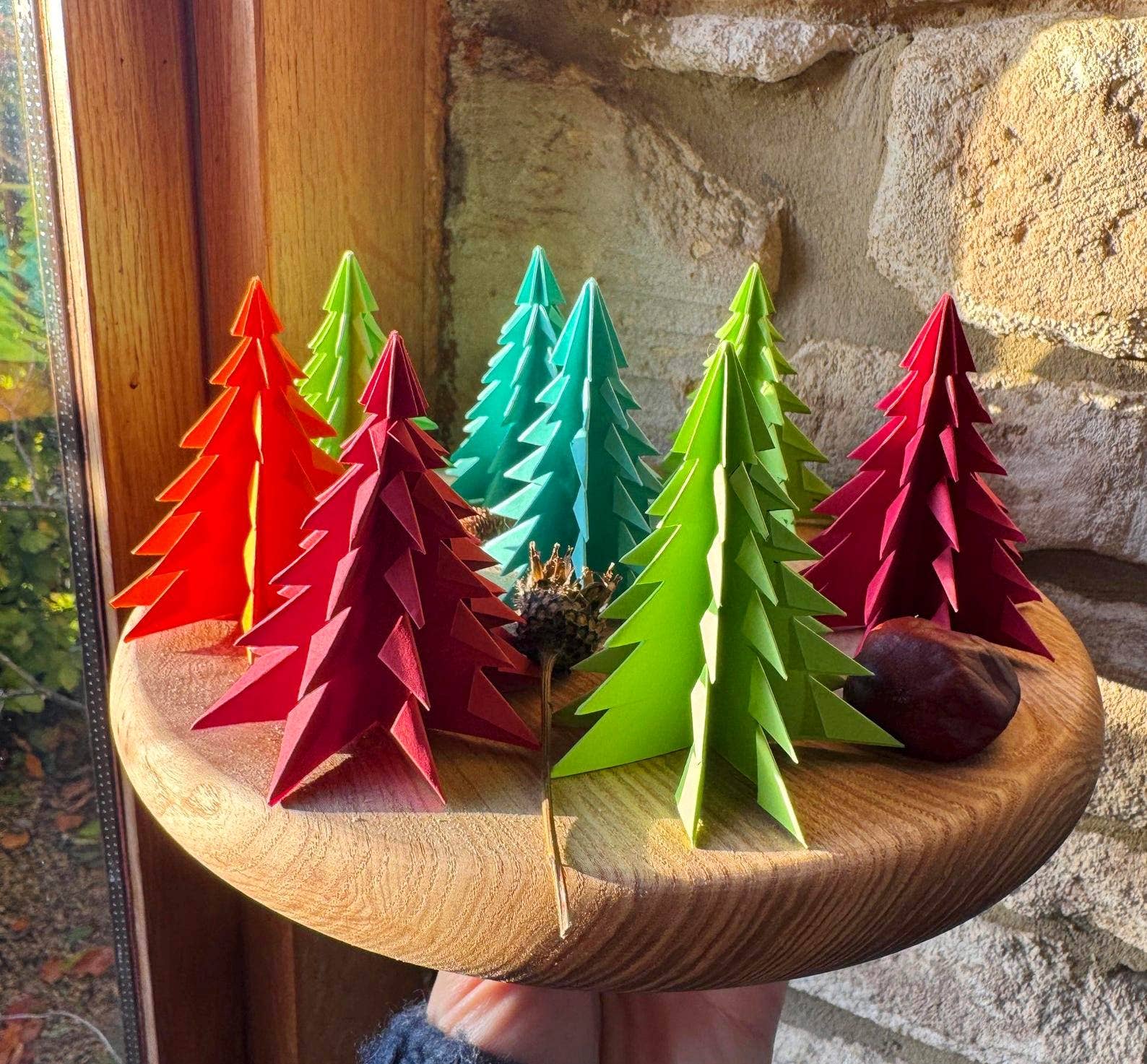 Elf Kendal Hippies – wholesale Christmas decoration – Origami Christmas tree 7cm tall, handmade by Honor Shen uk5
