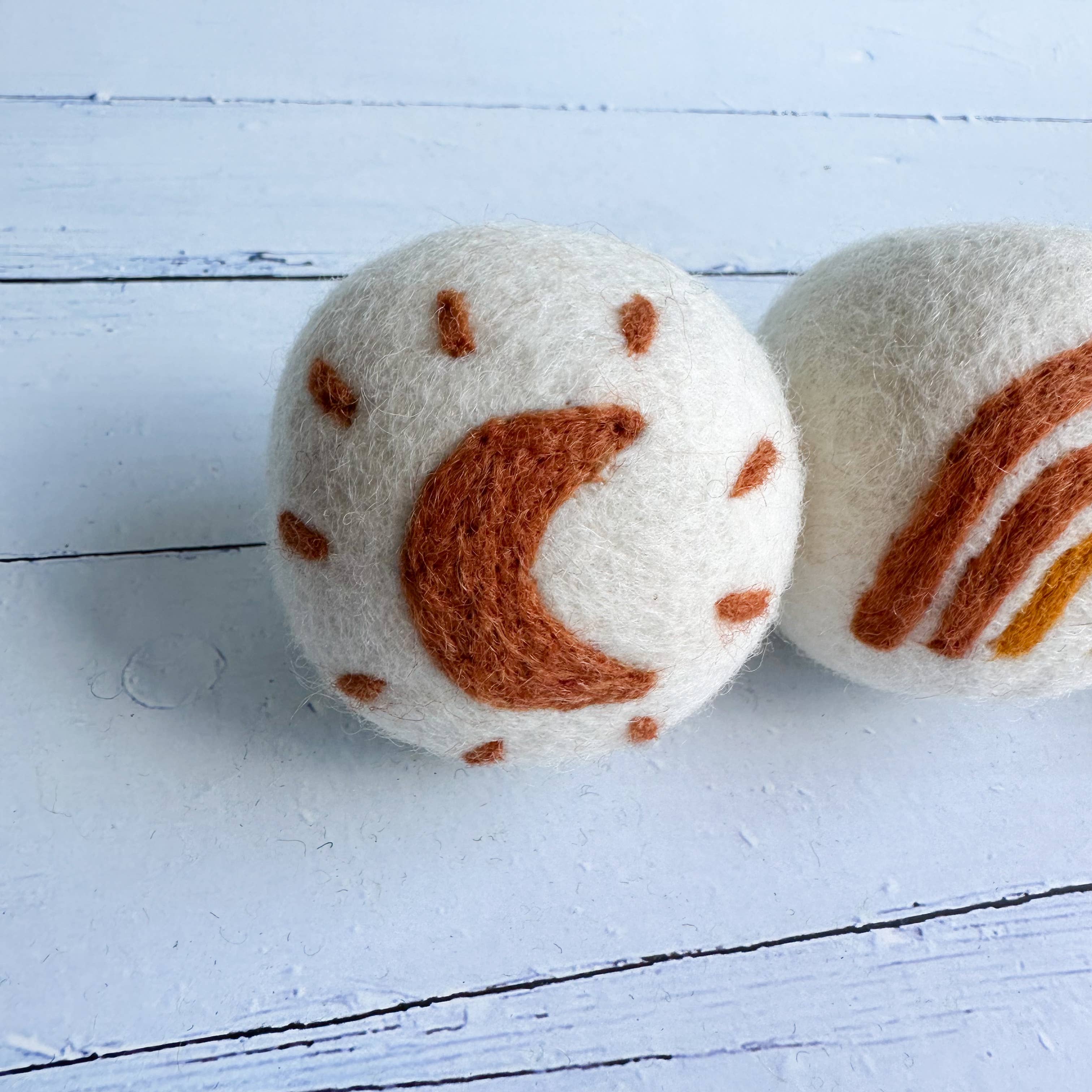 Sewing Seeds Play - Vendita all'ingrosso Palla per asciugatrice - Palline Asciugatrici in Feltro Boho Skies - Set di 34