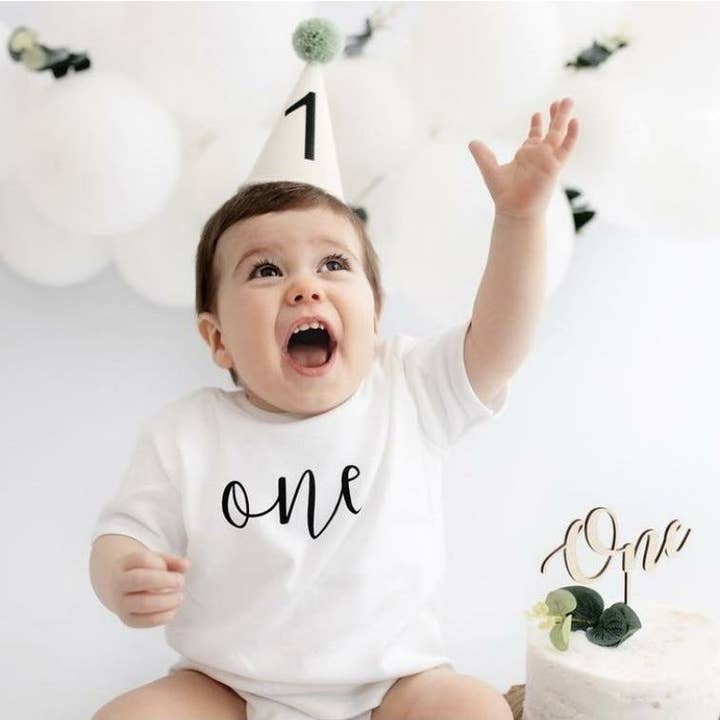 MIJLPAAL T-SHIRT - ONE voor wholesale door Rose & Guy