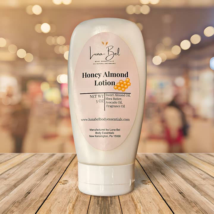 Lotion Nourrissante Amande et Miel pour la vente par Luna-Bel Body Essentials