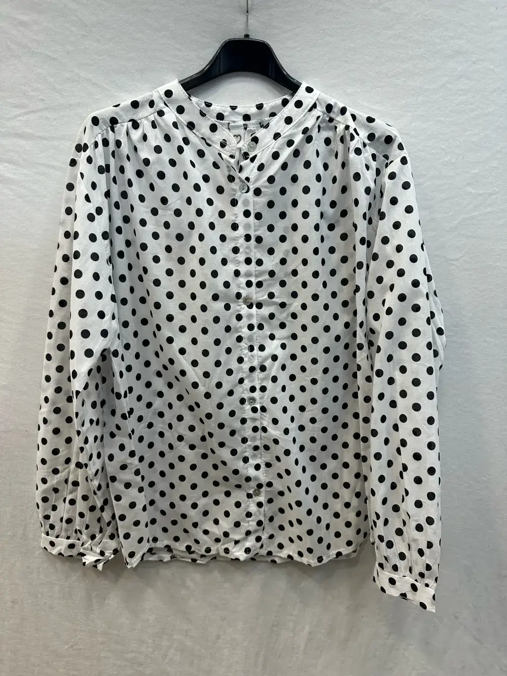 Mimi & Gogo - Wholesale Button Down Shirt - Women's - Printed Cotton Polka Dot Shirt5