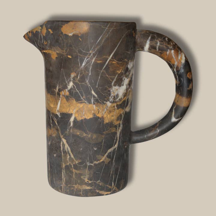 Lucas Krug für den Großhandel von Montana Labelle Design