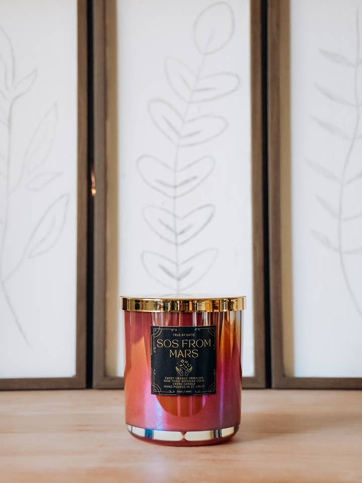SOS From Mars Non-Toxic Beeswax 12oz Candle refillable for wholesale by True by Katie