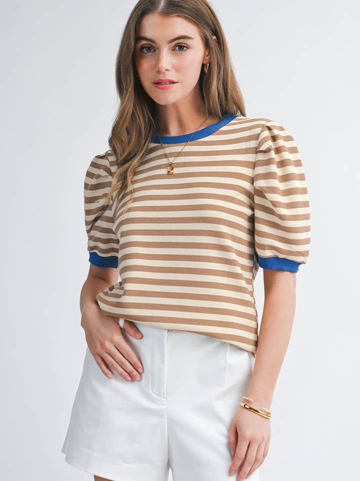 T-shirt à manches courtes bouffantes avec bordure contrastante et col rond | S-XL pour la vente par Aapparella