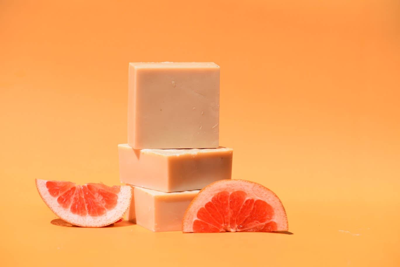 Untamed Naturals - Wholesale Zeepblok - Veganistische zeep met sheaboter1