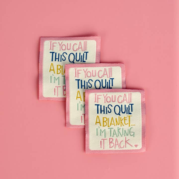 Si llamas a esto colcha - Etiquetas tejidas de diseñador para venta al por mayor de Kati Cupcake