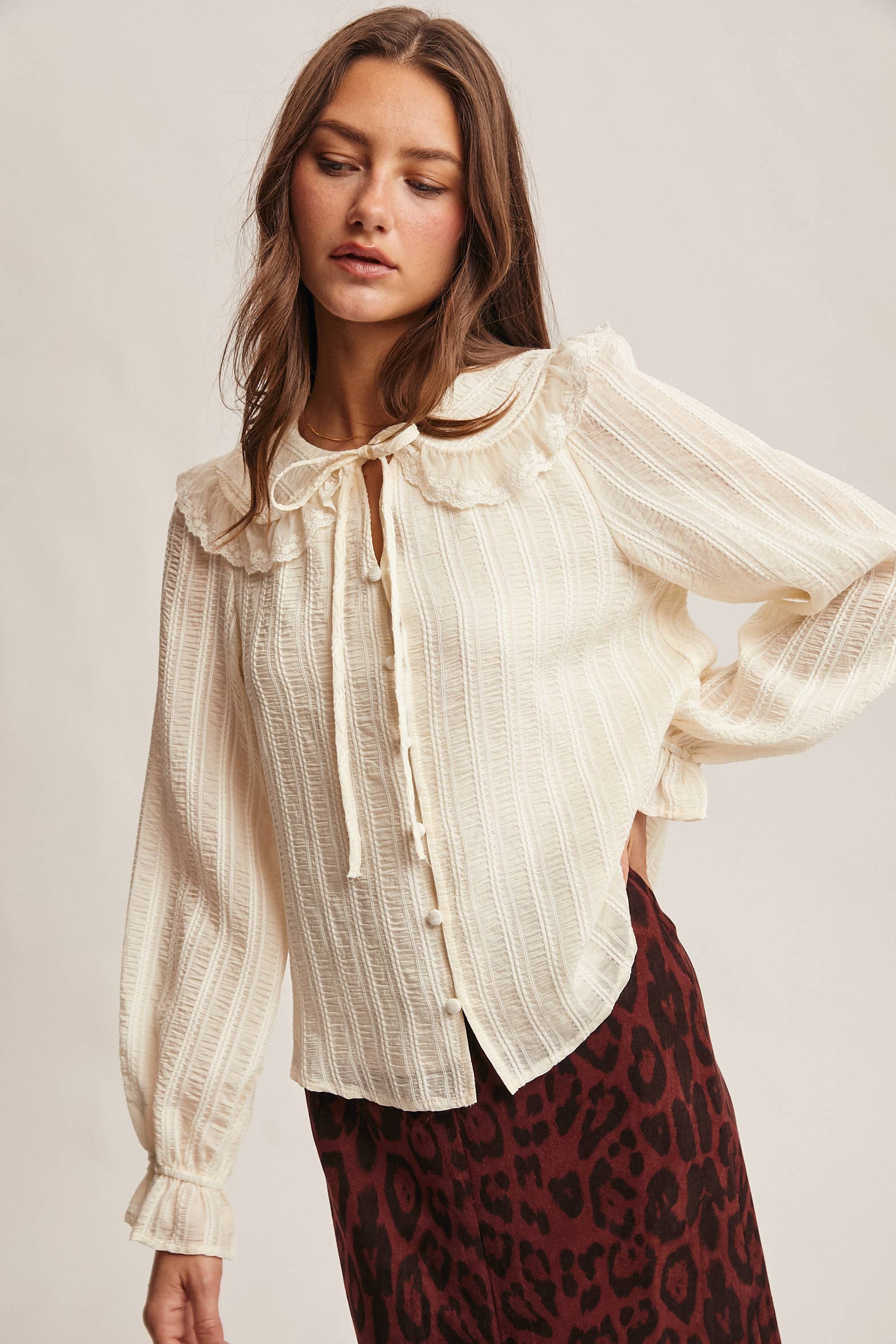 Forte - Wholesale Blouse - Women's - Embroidered Collar Textured Blouse FT0011 21