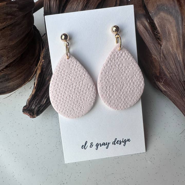 El & Gray Design - Wholesale Dangle Earrings - Pinkies Up Dangle Earrings