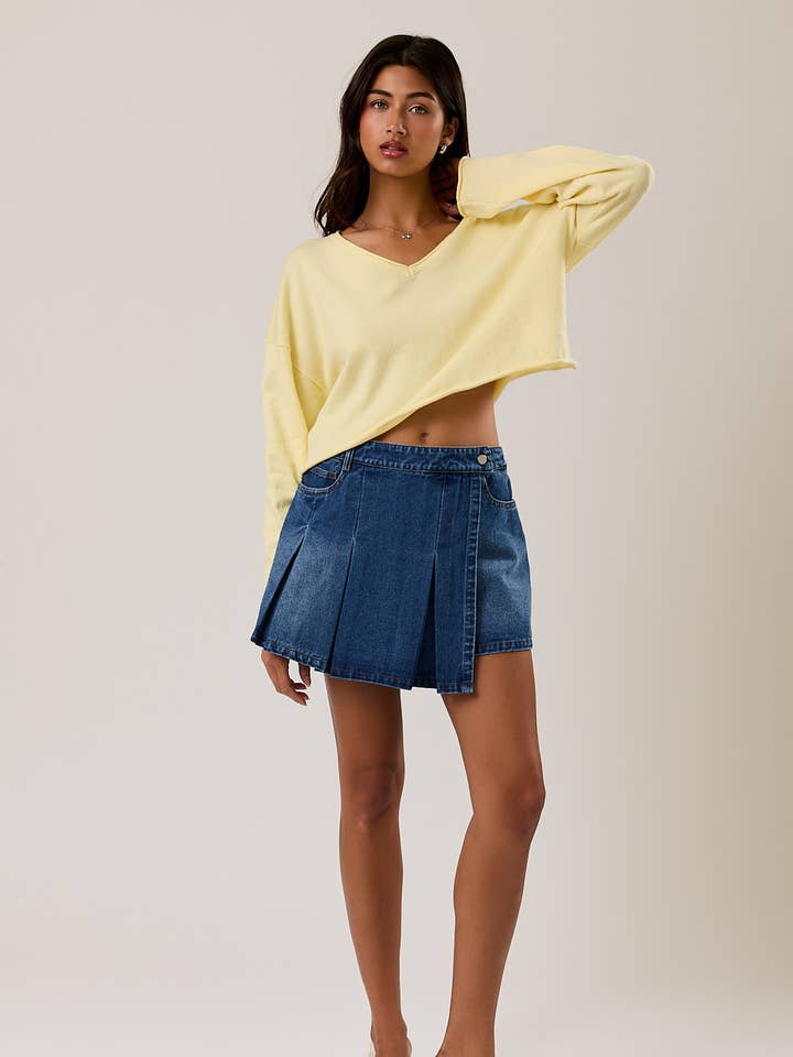 LOW WAIST DENIM PLEATED SKIRT for wholesale by LE LIS