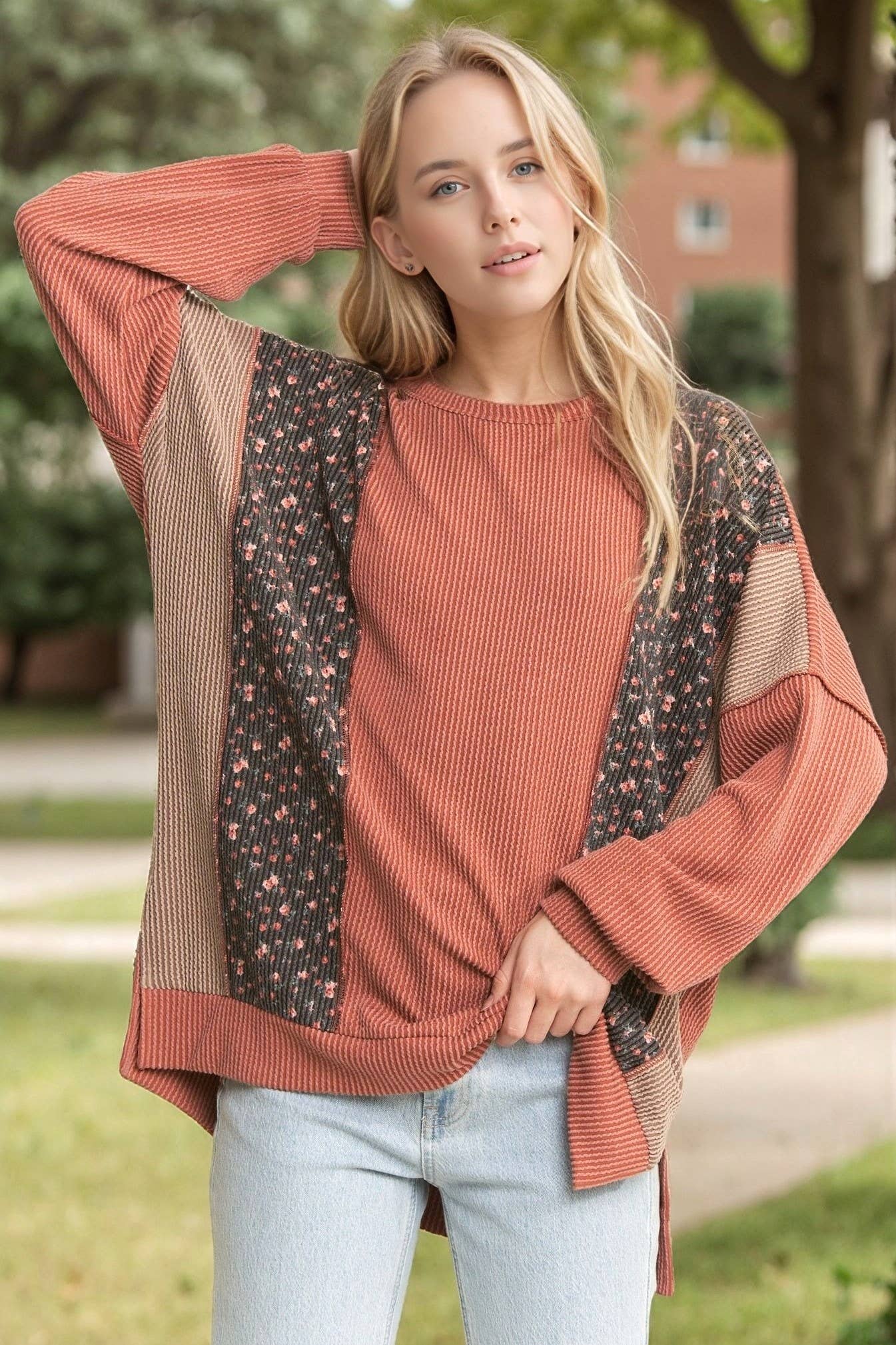 HEIMISH – wholesale Tunic – Women’s – ET7988-11 SOLID AND FLORAL URBAN RIB CONTRAST TOP0