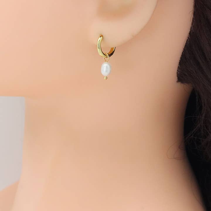 BestBeads&Beyond - Vente Créoles - Créoles ovales en perles d'eau douce, Sku #EF6143