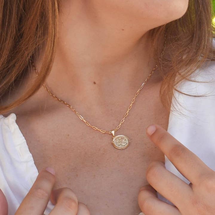 The Views & Co - Wholesale Pendant/Charm Necklace - Aura Coin