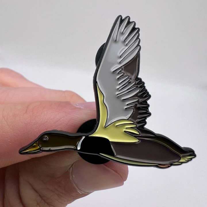 Drake Mallard - Épingle à oiseau avec boîte cadeau pour la vente par Hooked Pins