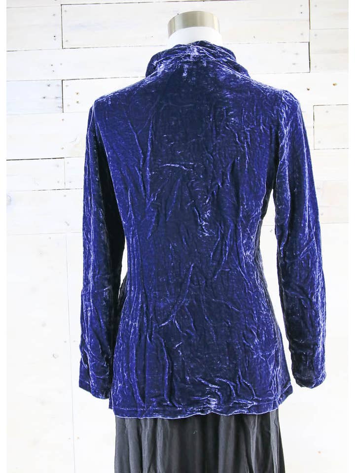 TABOO FASHION - Wholesale Jacket – Women's - Bree Long Silk Velvet Embroidered Jacket1
