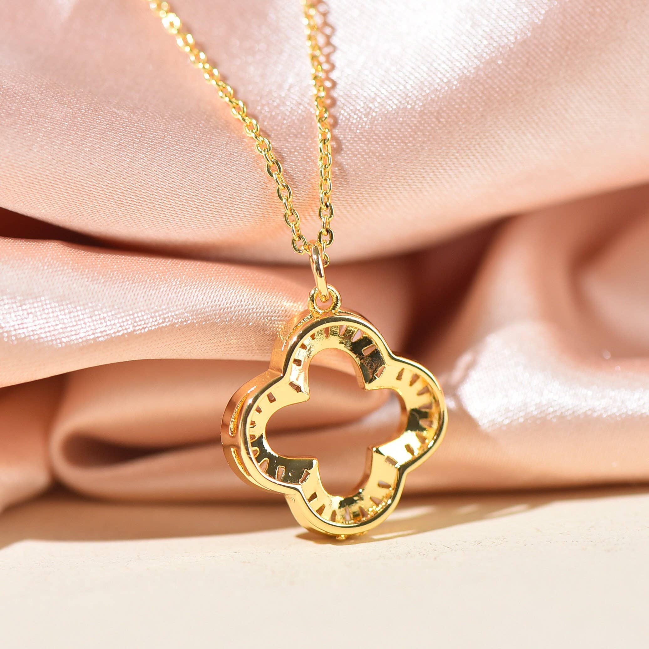 Jewel Pledge - Wholesale Individual Charm/Pendant - Gold Four Leaf Baguette Clover Charm for Jewelry3