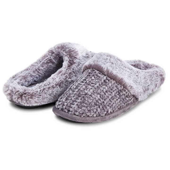Women's Kinsley Chenille Knit Scuff Slipper for wholesale by Floopi