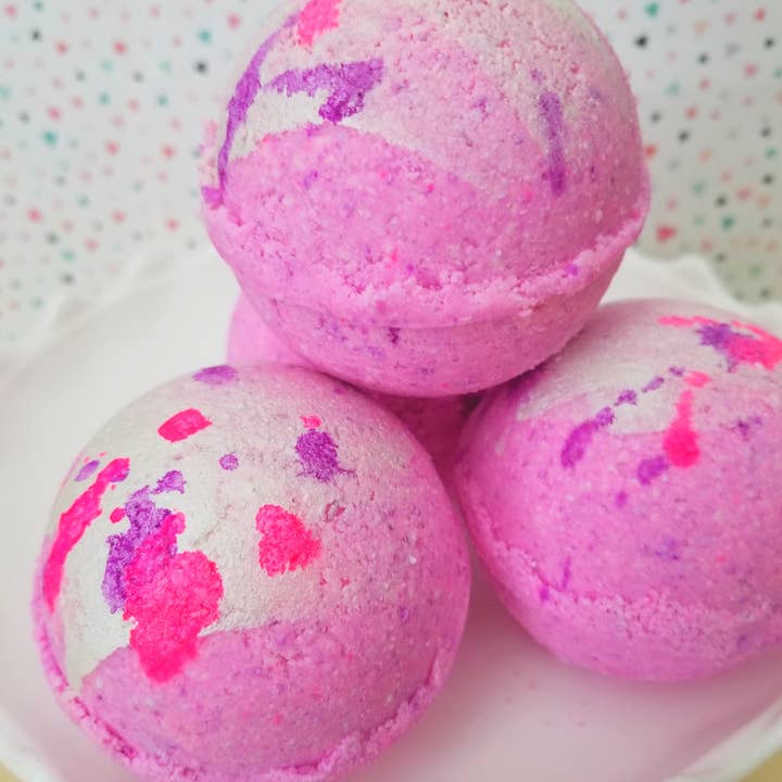 Blackberry Vanilla ~ Bath Bomb for wholesale by The Little Bubble