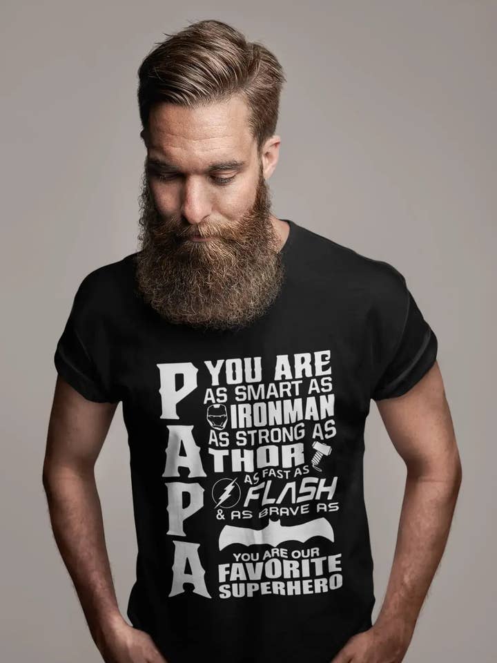 T-shirt graphique unisexe et amusant Papa, superhéros préféré pour la vente par ULTRABASIC
