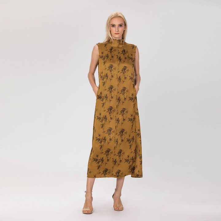 Sleeveless jacquard dress with a stand-up collar for wholesale by Smart and Joy