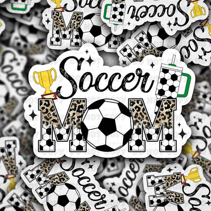 DC 876 Autocollant découpé Soccer Mom Délai de traitement de 3 à 5 jours ouvrables pour la vente par It's Transfer Time