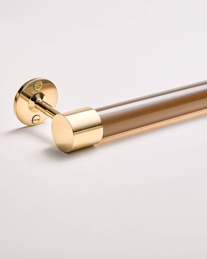 LuxHoldups - Vendita all'ingrosso Porta asciugamani/gancio per asciugamani - Porta asciugamani in lucite a estremità chiusa con ottone o nichel.