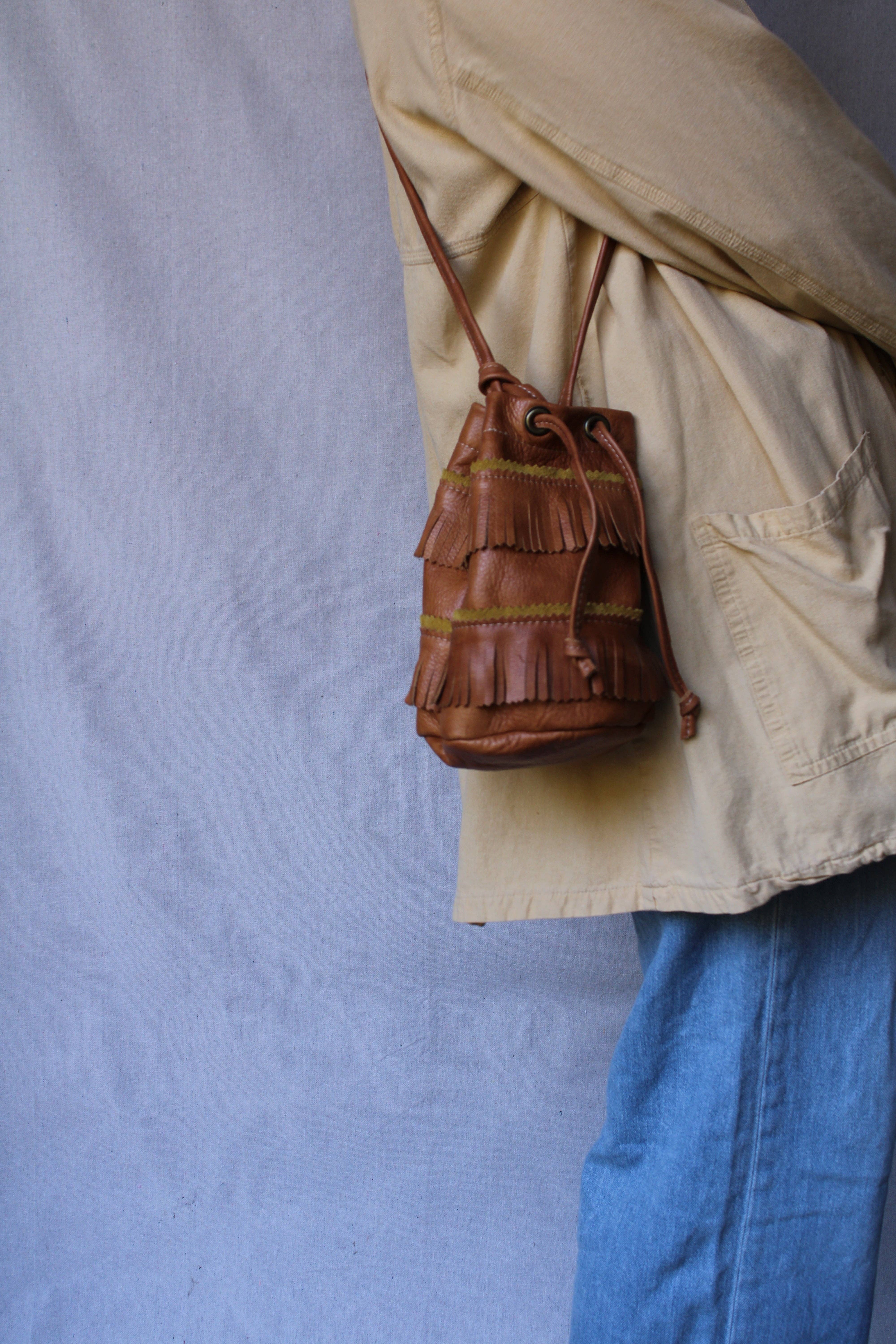 Olive n' Suede - Wholesale Crossbody Bag - Women's - Mini Bucket Tote with Fringe8