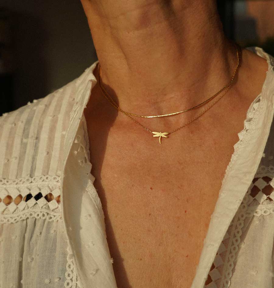 Bijoux 7bis - Venta al por mayor Collares con colgantes/abalorios - Collar romántico con libélula chapada en oro fino1