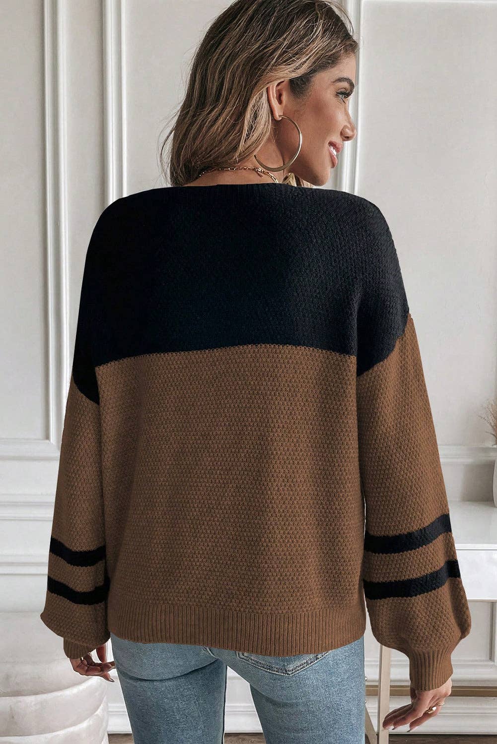 Lovesoft – wholesale Knitted jumper – Women′s – Dark Brown Color Block Knit Striped Sleeve Detail Casual Sweater1