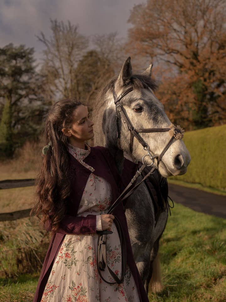 Classico – Gonna Midi in Lino a Ruota Completa per la vendita all'ingrosso da parte di Son de Flor