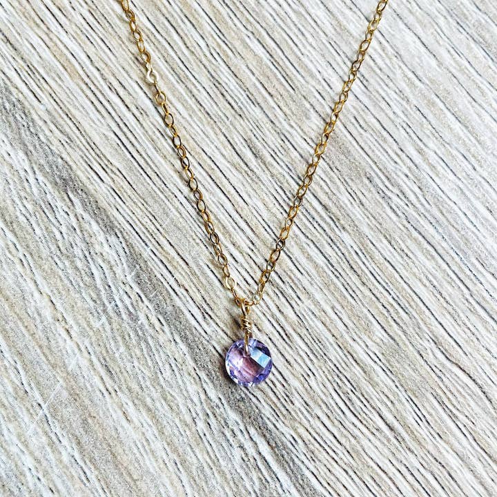 YSIE Evie halsband med naturlig ametist och 14K guldtäckt återvunnet guld för wholesale av YSIE