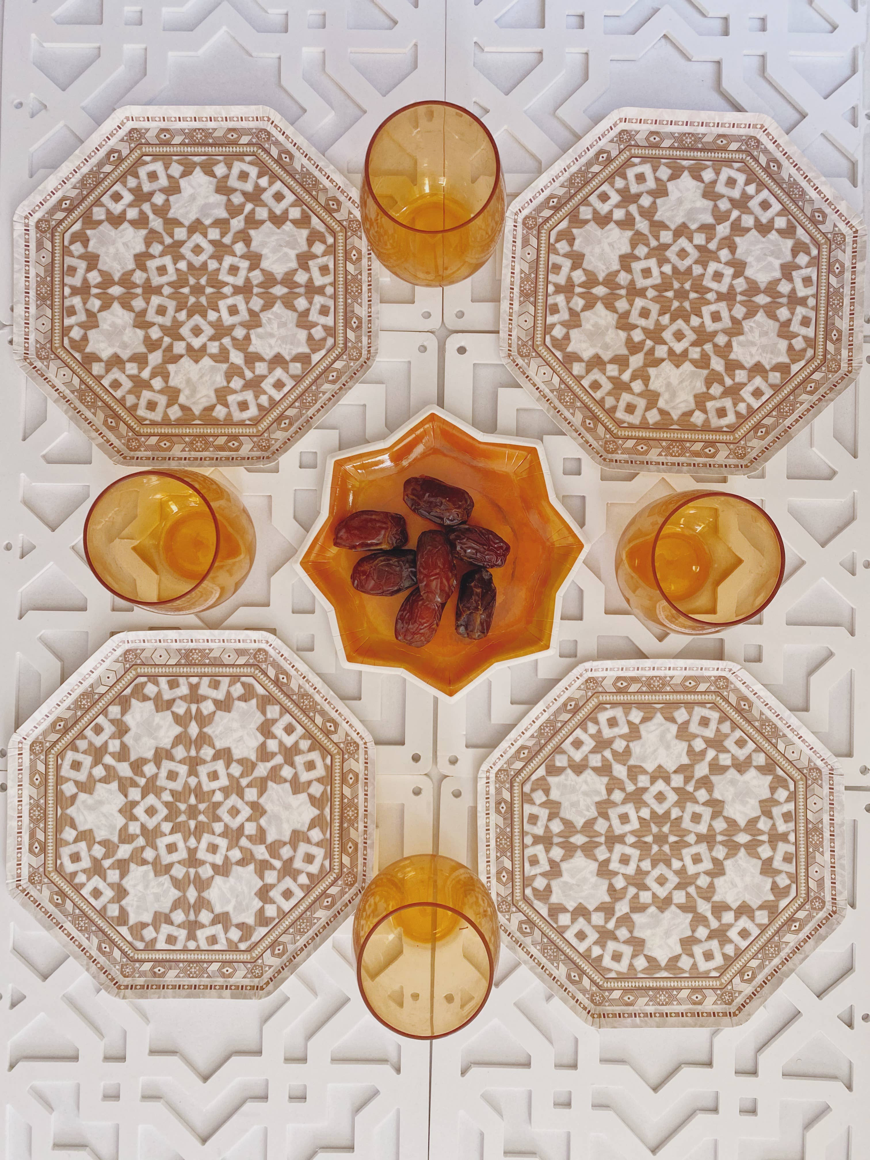 EID Creations – Engroshandel Engangstallerken – Damaskus Mor-barn-perlemor Frokosttallerken4